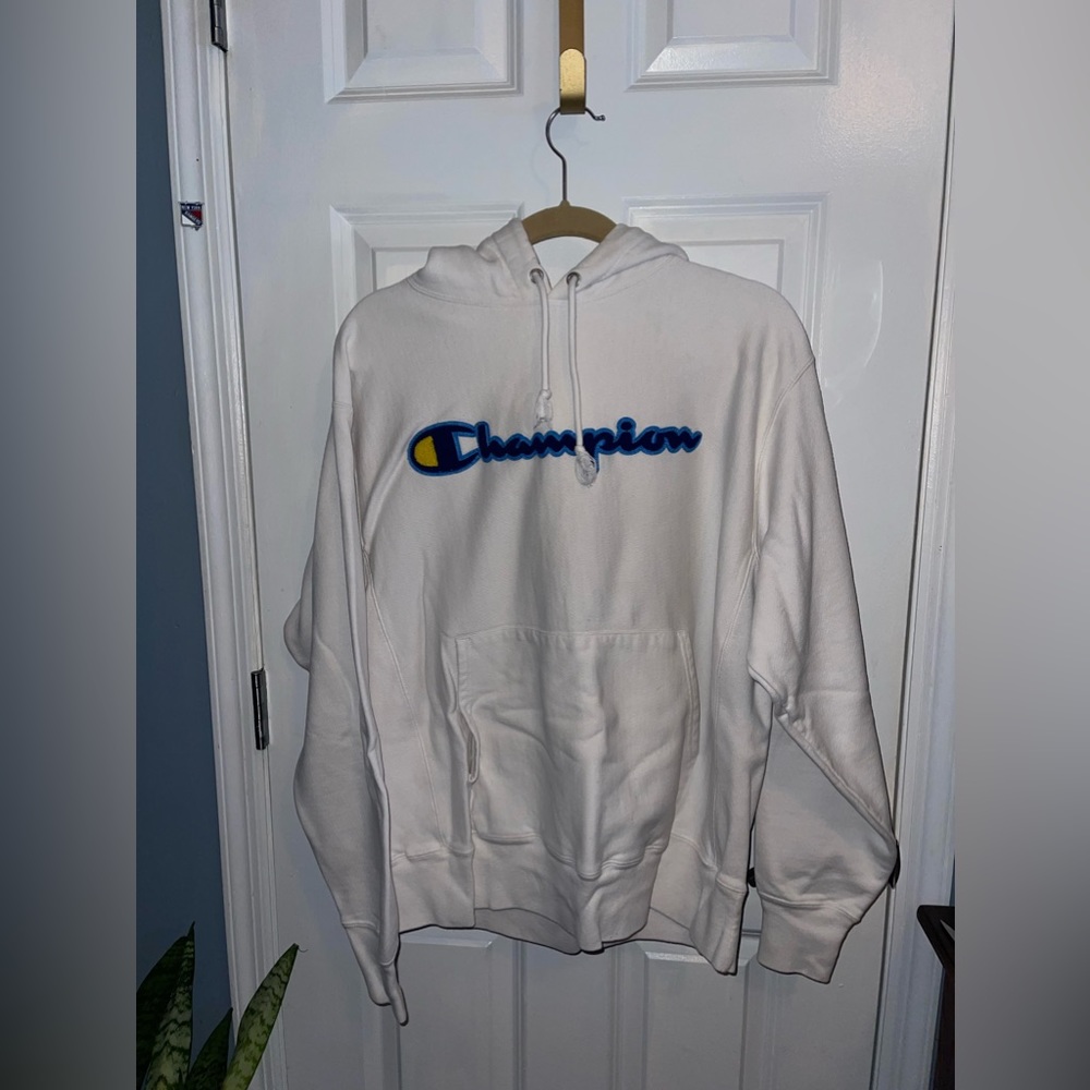 White champion hoodie